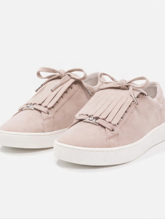 MICHAEL Michael Kors Shoes - NEW MICHAEL Michael Kors Keaton Kiltie Sneakers Sz.6 Boho Casual Fringe
